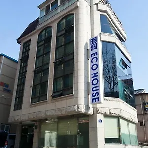 myeongdong-ecohouse.hotels-seoul.net/